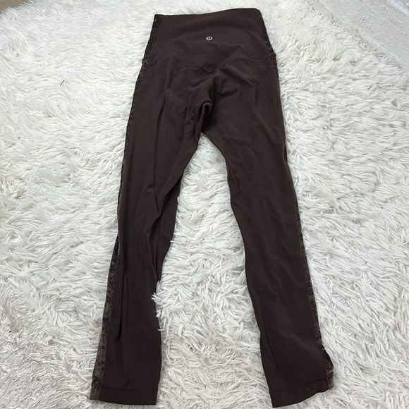 Lululemon Align Super High-Rise Crop *Crushed Velvet French Press - Picture 4 of 7